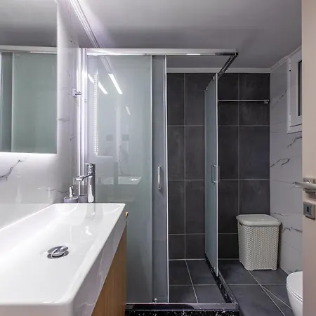 アパート Neaira Near The *