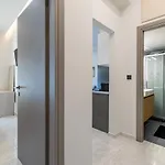 Apartment Neaira Near The *